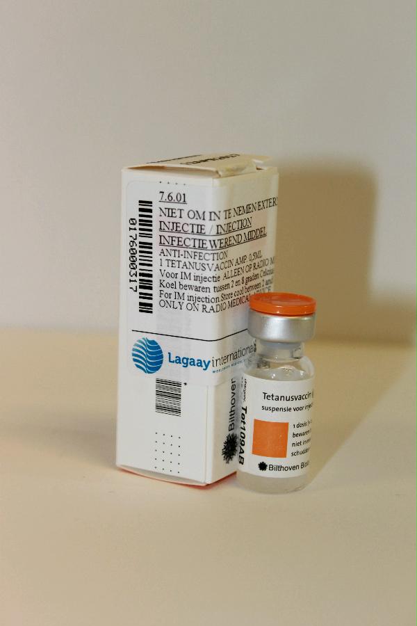 Webshop Datema Nautical Safety. Tetanus Vaccine Ampoule